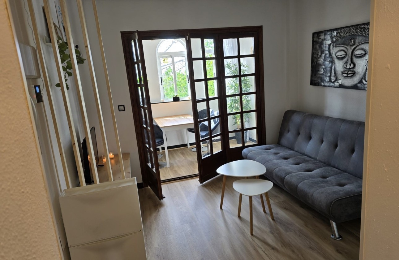 LANGDURIGE VERHUUR - Appartement / Flat -
Torrevieja - Playa de los Naufragos