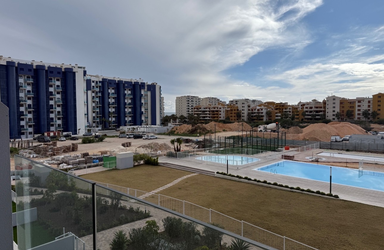 LANGDURIGE VERHUUR - Appartement / Flat -
Torrevieja - Punta Prima