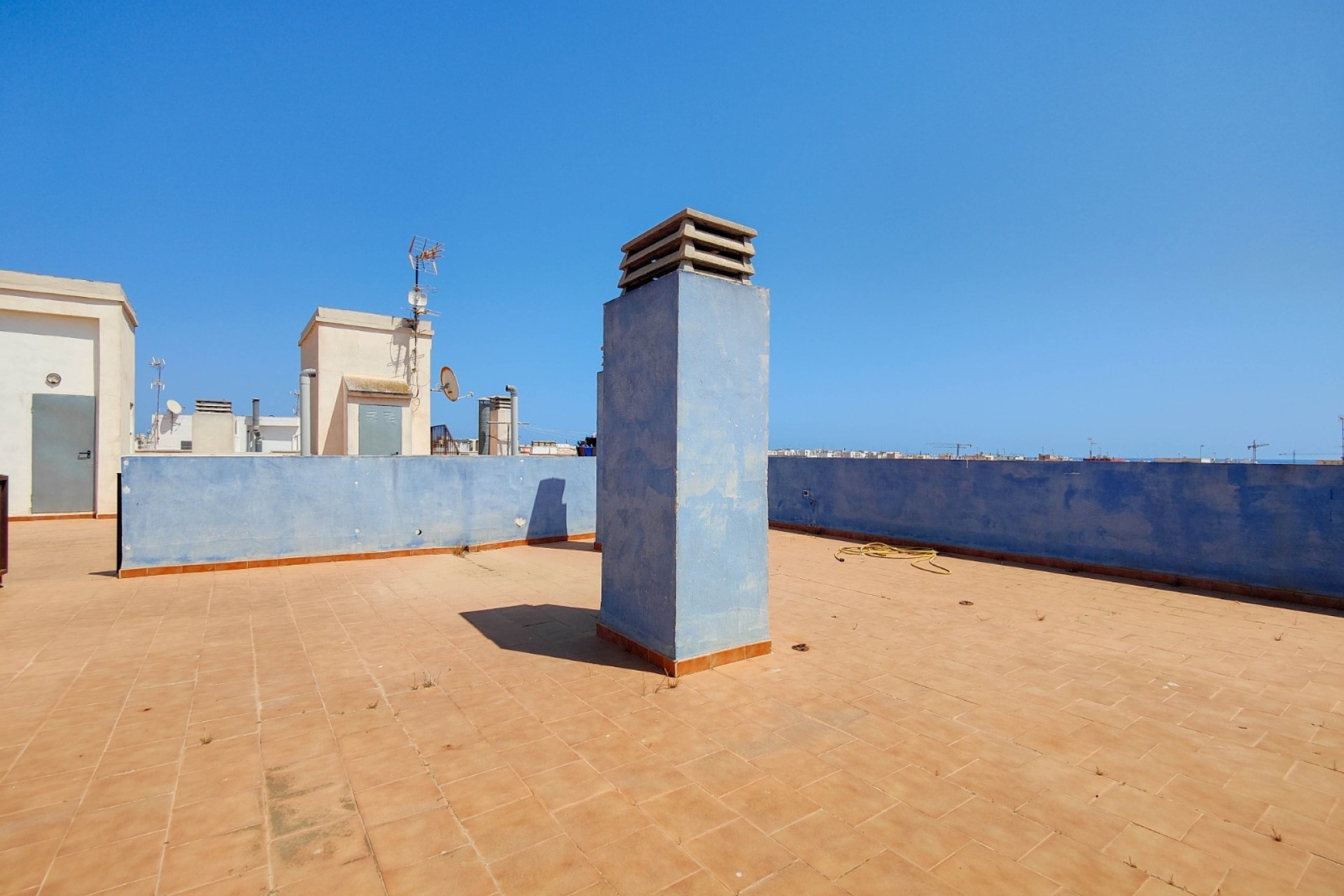 LANGDURIGE VERHUUR - Appartement / Flat -
Torrevieja