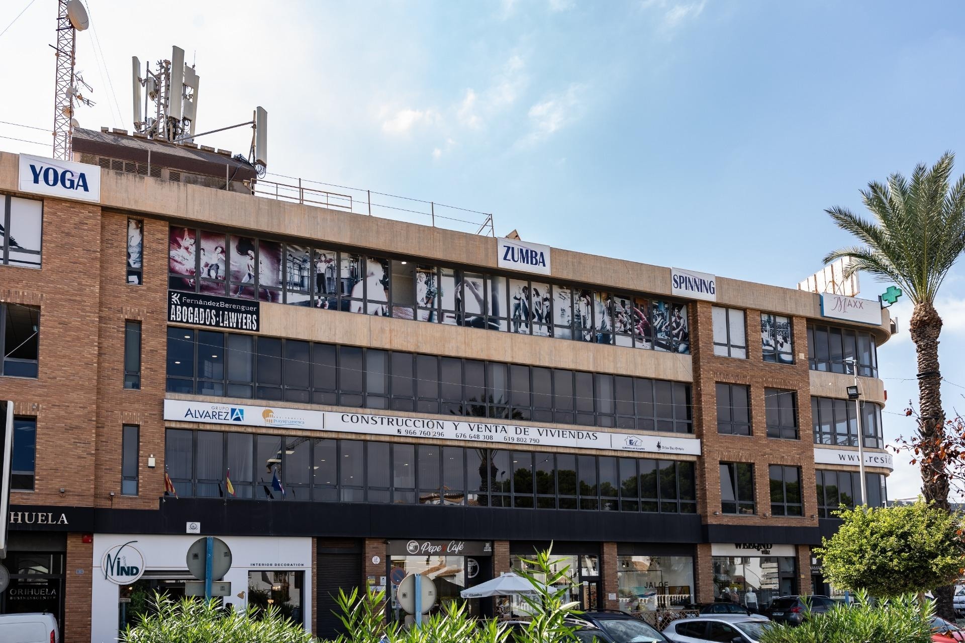 LANGDURIGE VERHUUR - Commercieel -
Orihuela Costa - Playa Flamenca