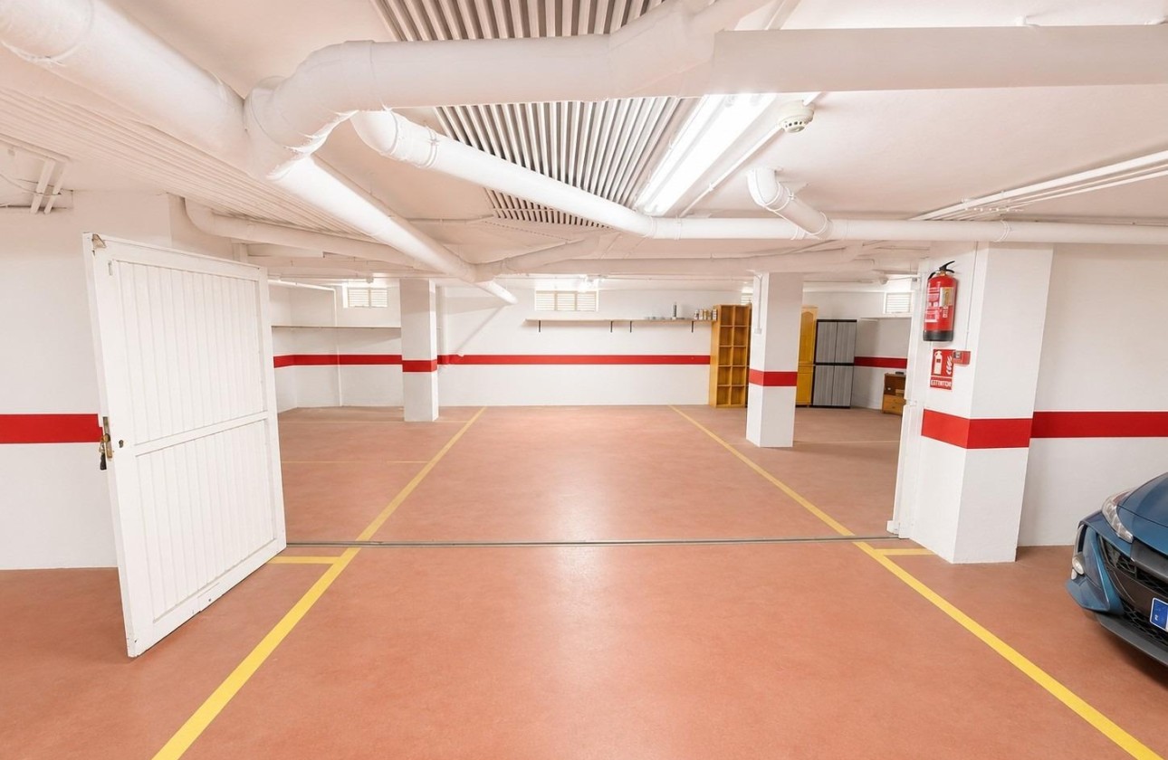 Langzeitmiete - Garage -
Torrevieja