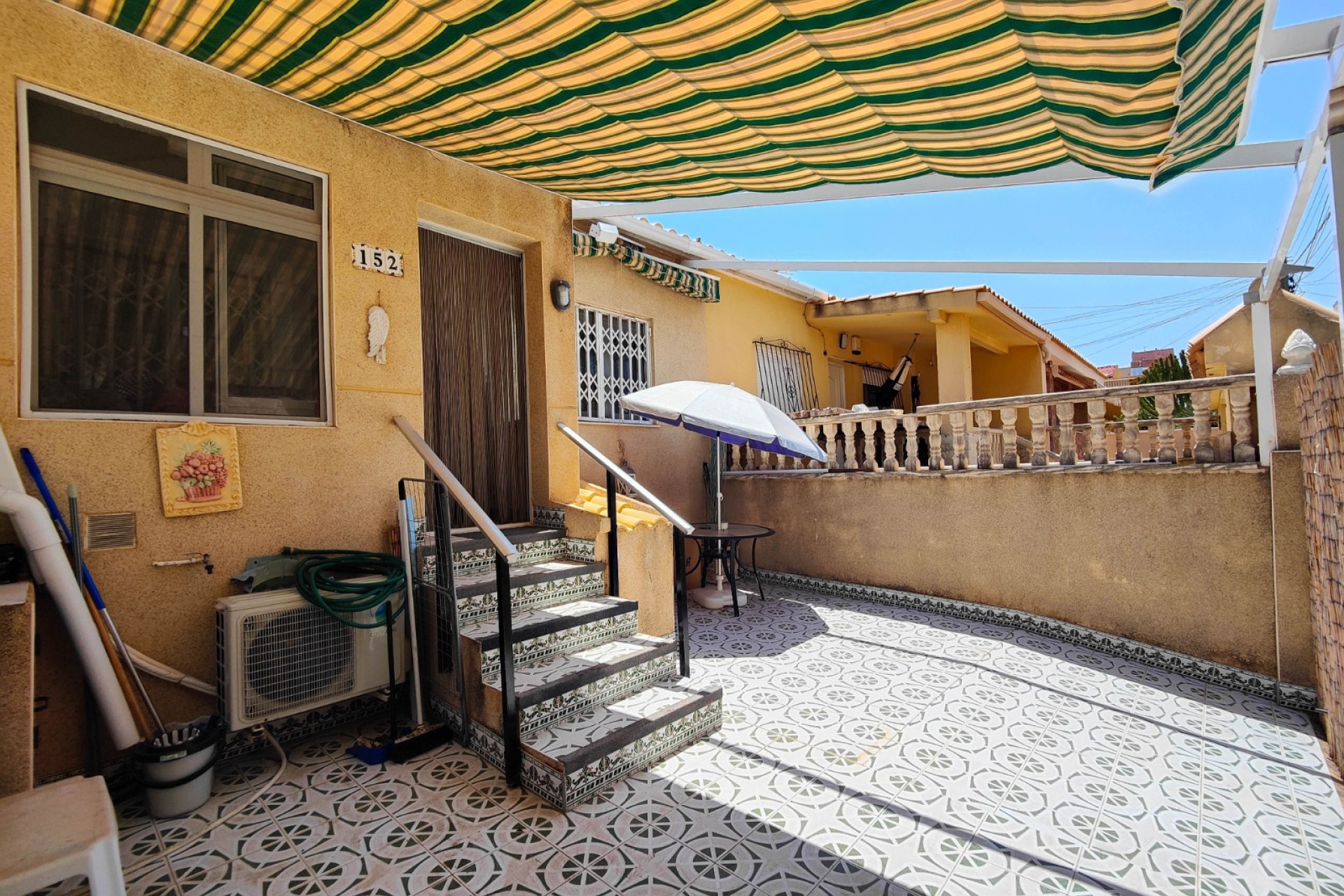 Langzeitmiete - Reihenhaus -
Torrevieja - Nueva Torrevieja