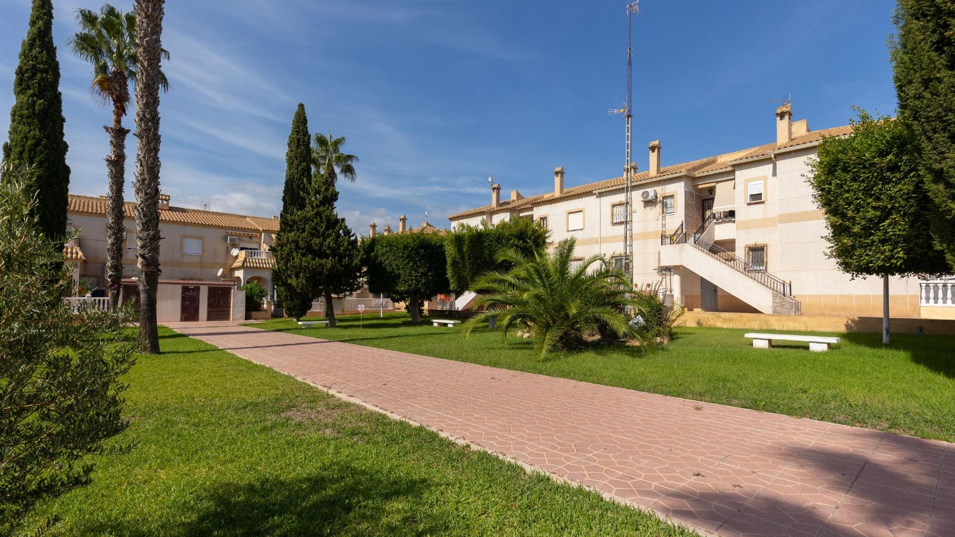 Location longue durée - Apartement Flat -
Torrevieja - Zona los Frutales