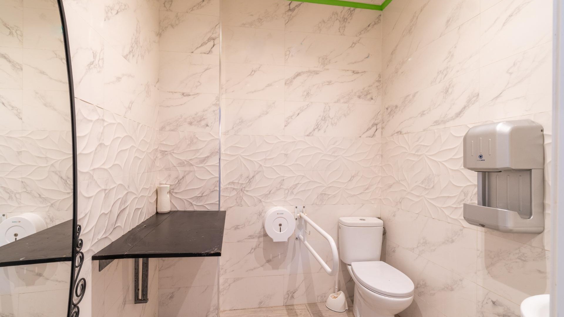 Location longue durée - Commercial -
San Fulgencio - La Marina