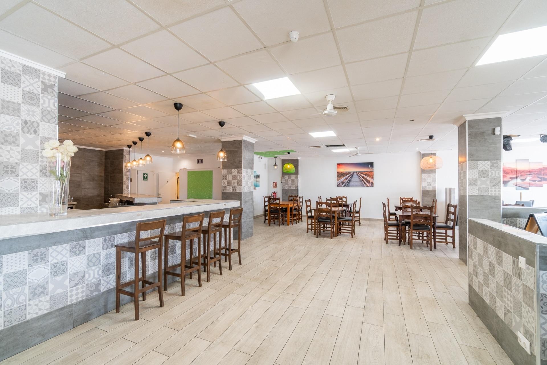 Location longue durée - Commercial -
San Fulgencio - La marina