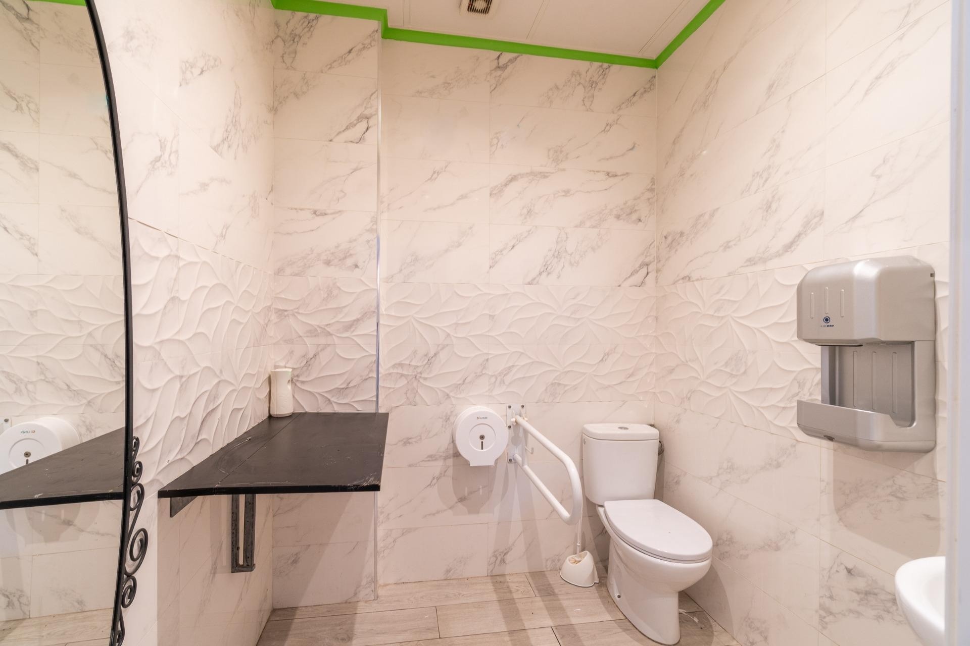 Location longue durée - Commercial -
San Fulgencio - La marina