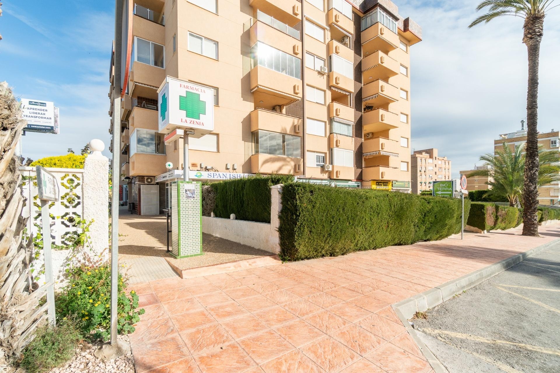 Location longue durée - Commercieel -
Orihuela Costa - La Zenia