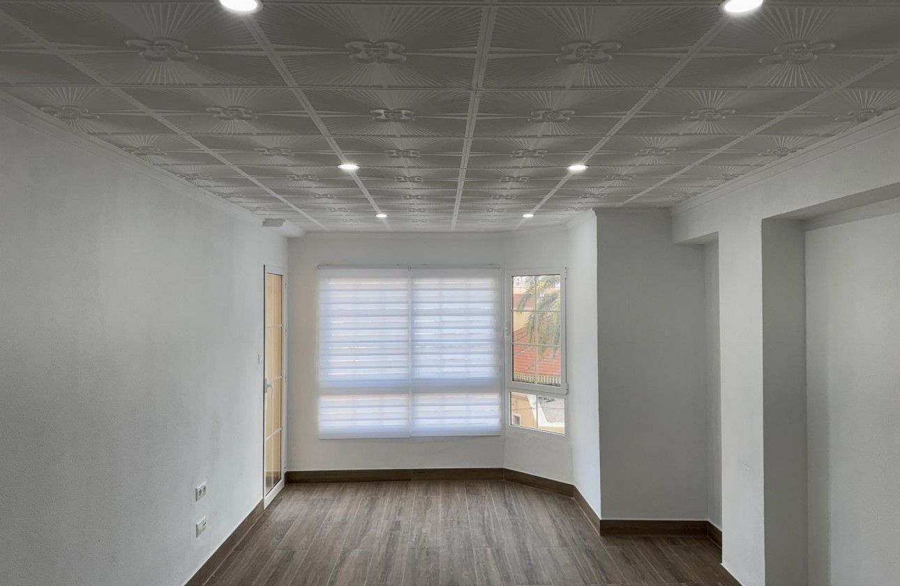 Long Term Rental - Apartment / Flat -
Orihuela - TEATRO CIRCO