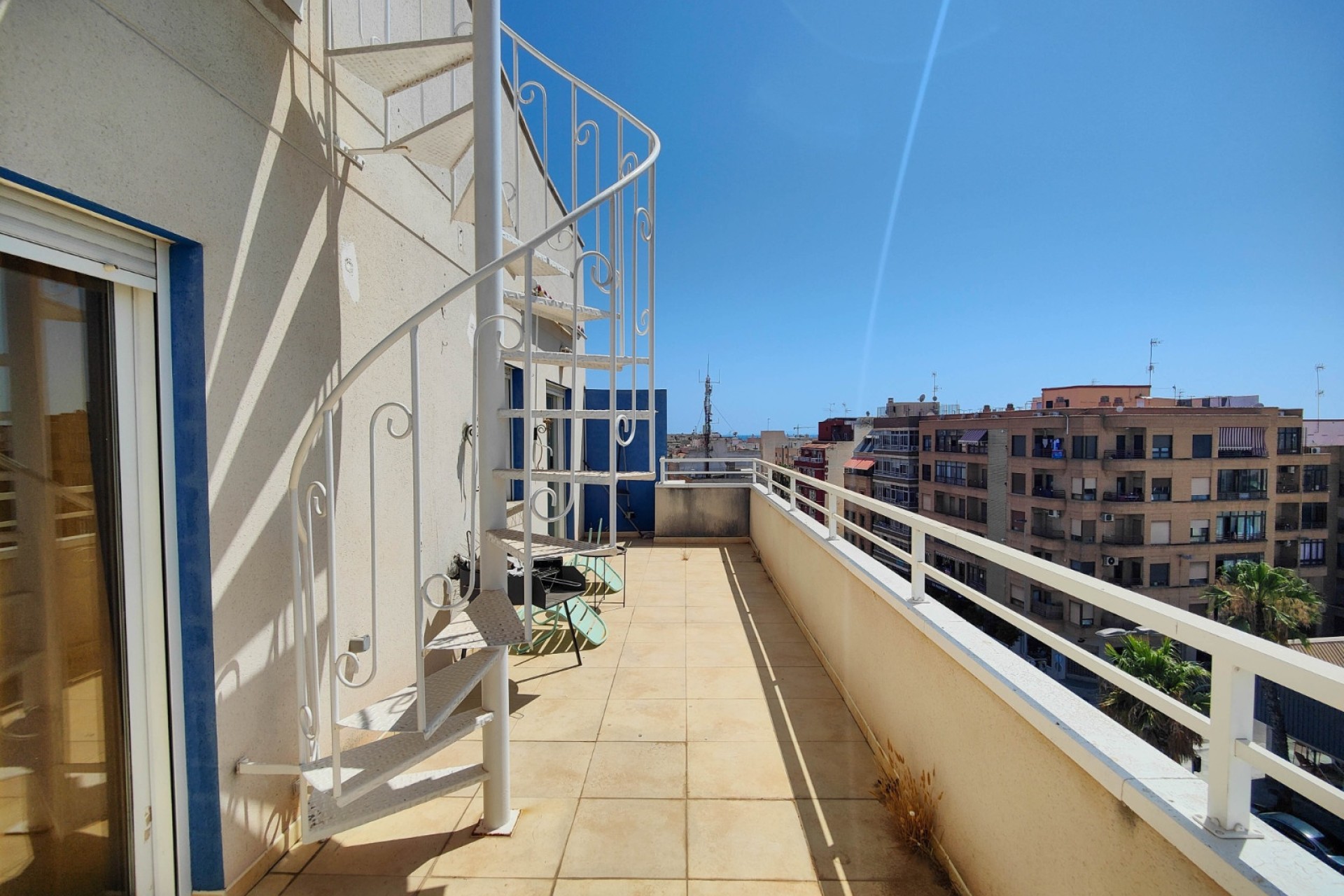 Long Term Rental - Apartment / Flat -
Torrevieja