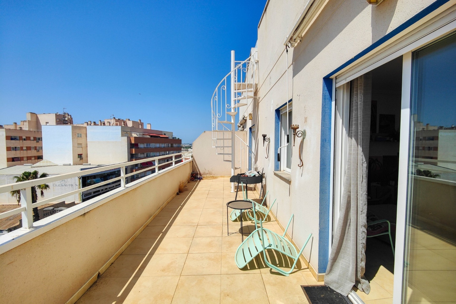 Long Term Rental - Apartment / Flat -
Torrevieja