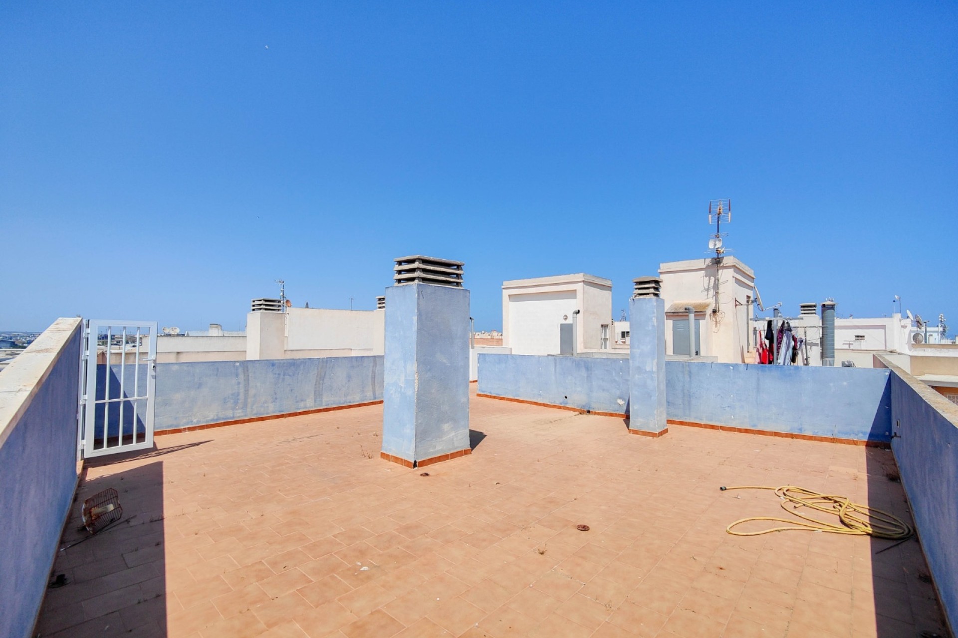 Long Term Rental - Apartment / Flat -
Torrevieja