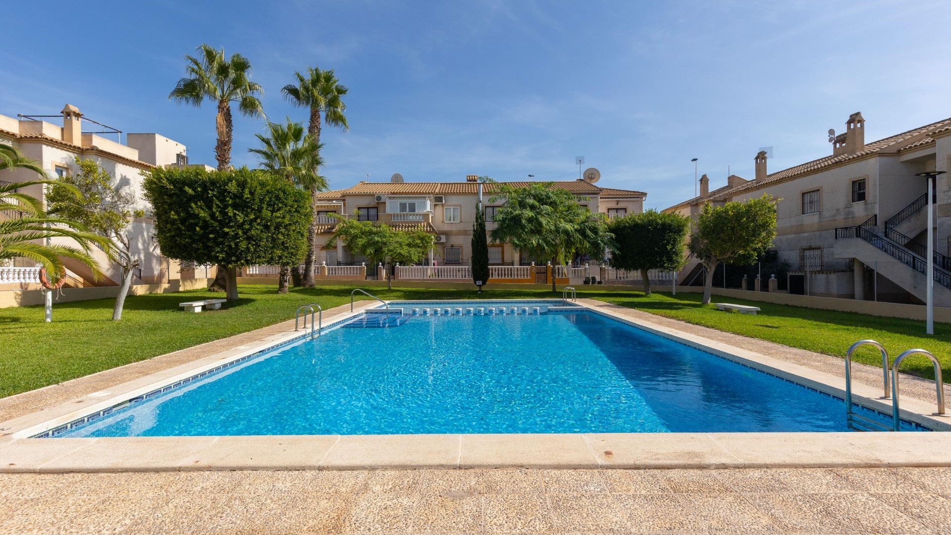 Long time Rental - Apartment Flat -
Torrevieja - Zona los Frutales