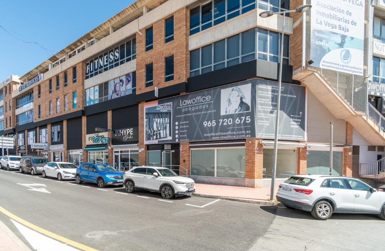 Long time Rental - Commercial -
Orihuela Costa - Playa Flamenca