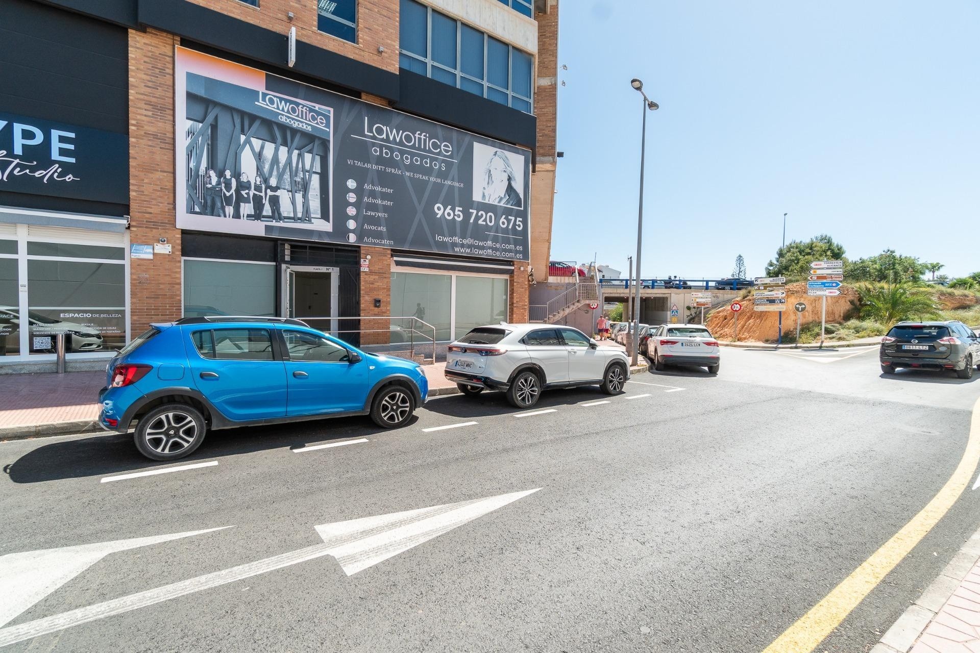 Long time Rental - Commercial -
Orihuela Costa - Playa Flamenca