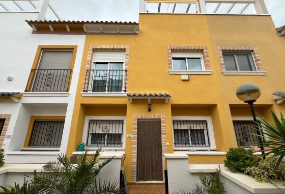 Maison de ville - Revente - Catral -
                Catral