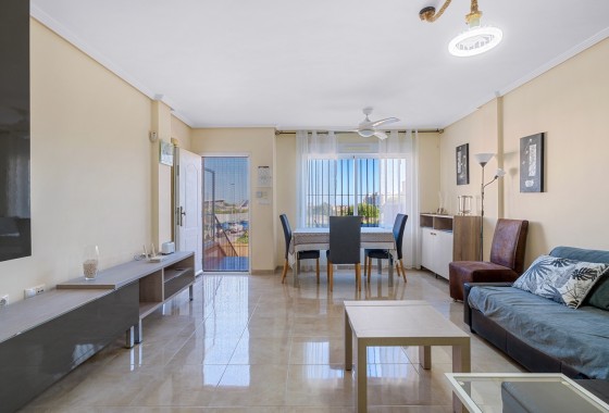 Maison de ville - Revente -
        Orihuela Costa - C4T-75012