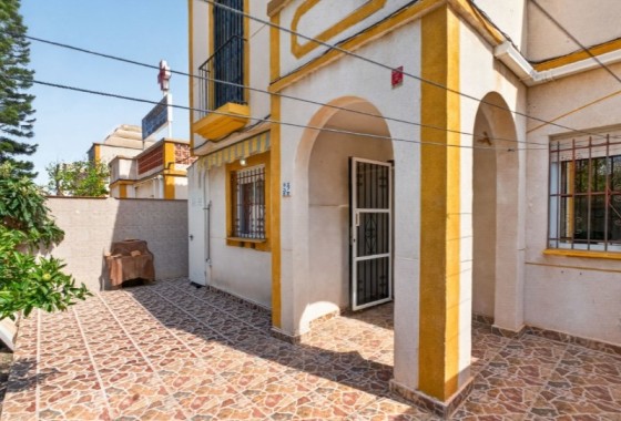 Maison de ville - Revente - Torrevieja -
                Torrevieja