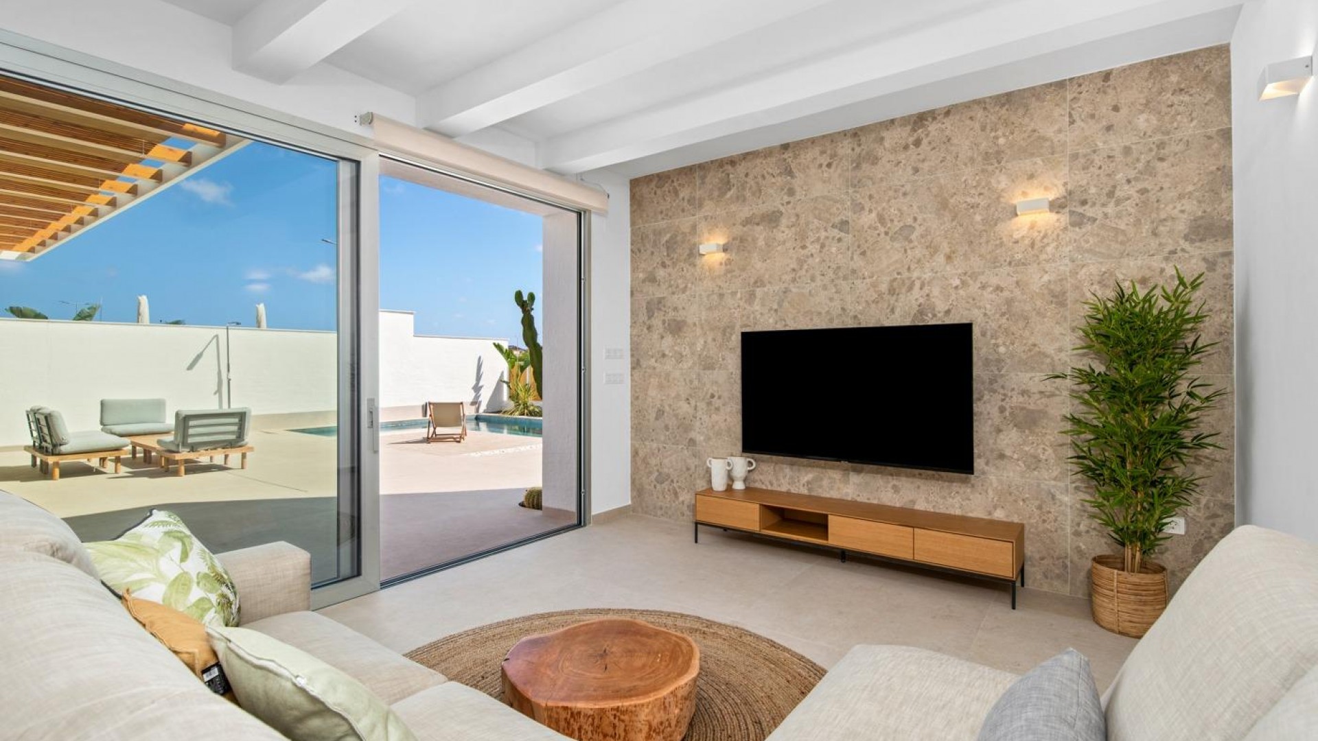 New Build - Detached Villa -
Benijofar - Center