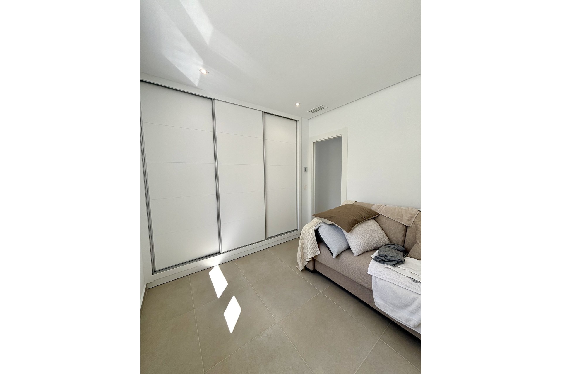 New Build - Detached Villa -
Benijofar