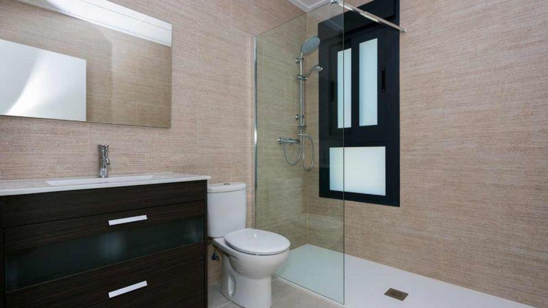 New Build - Detached Villa -
Daya Nueva - Center