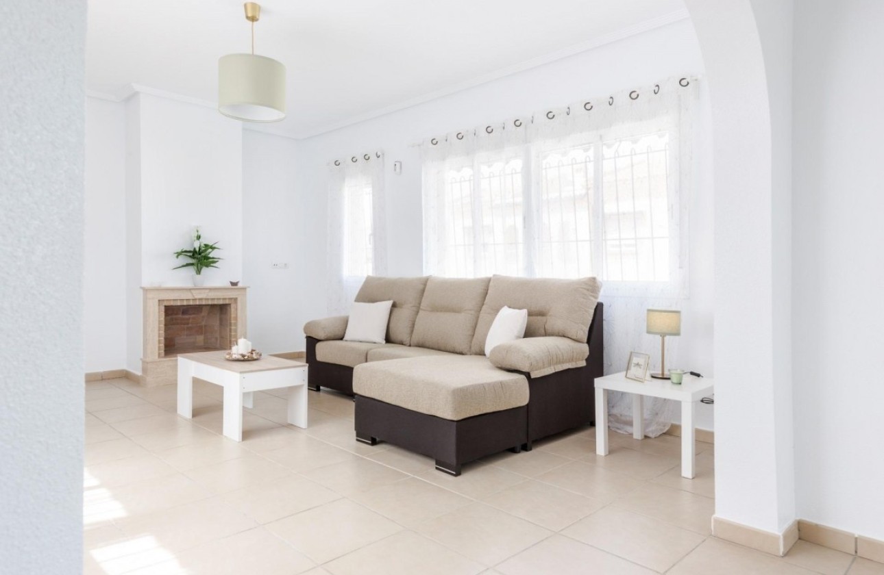 New Build - Detached Villa -
Gea y Truyols