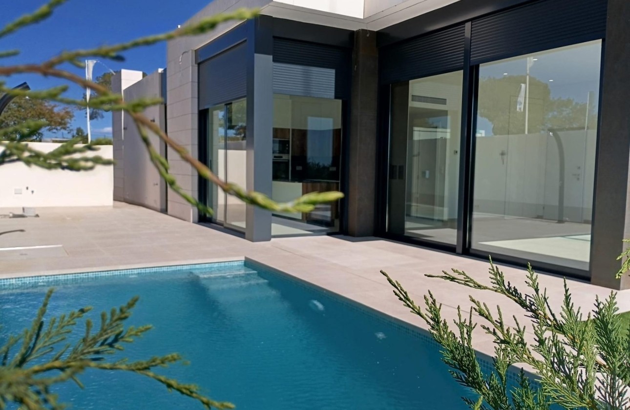 New Build - Detached Villa -
Pilar de la Horadada - Roda Golf