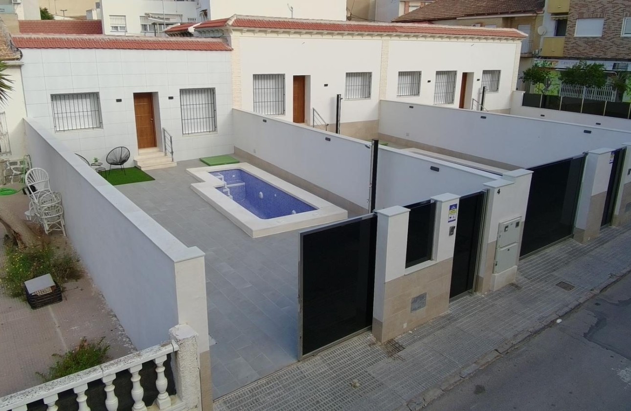 New Build - Doppelhaushälfte -
San Javier