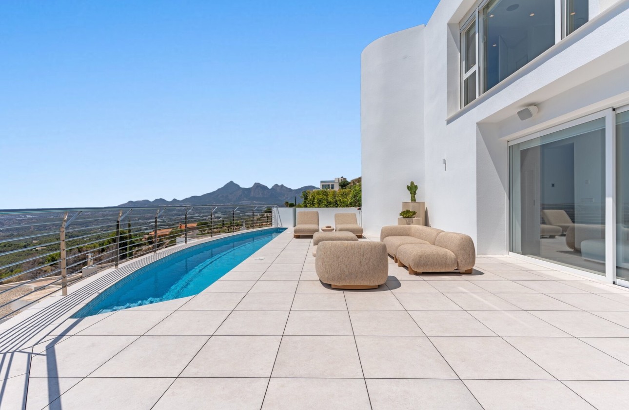 New Build - Freistehende Villa -
Altea
