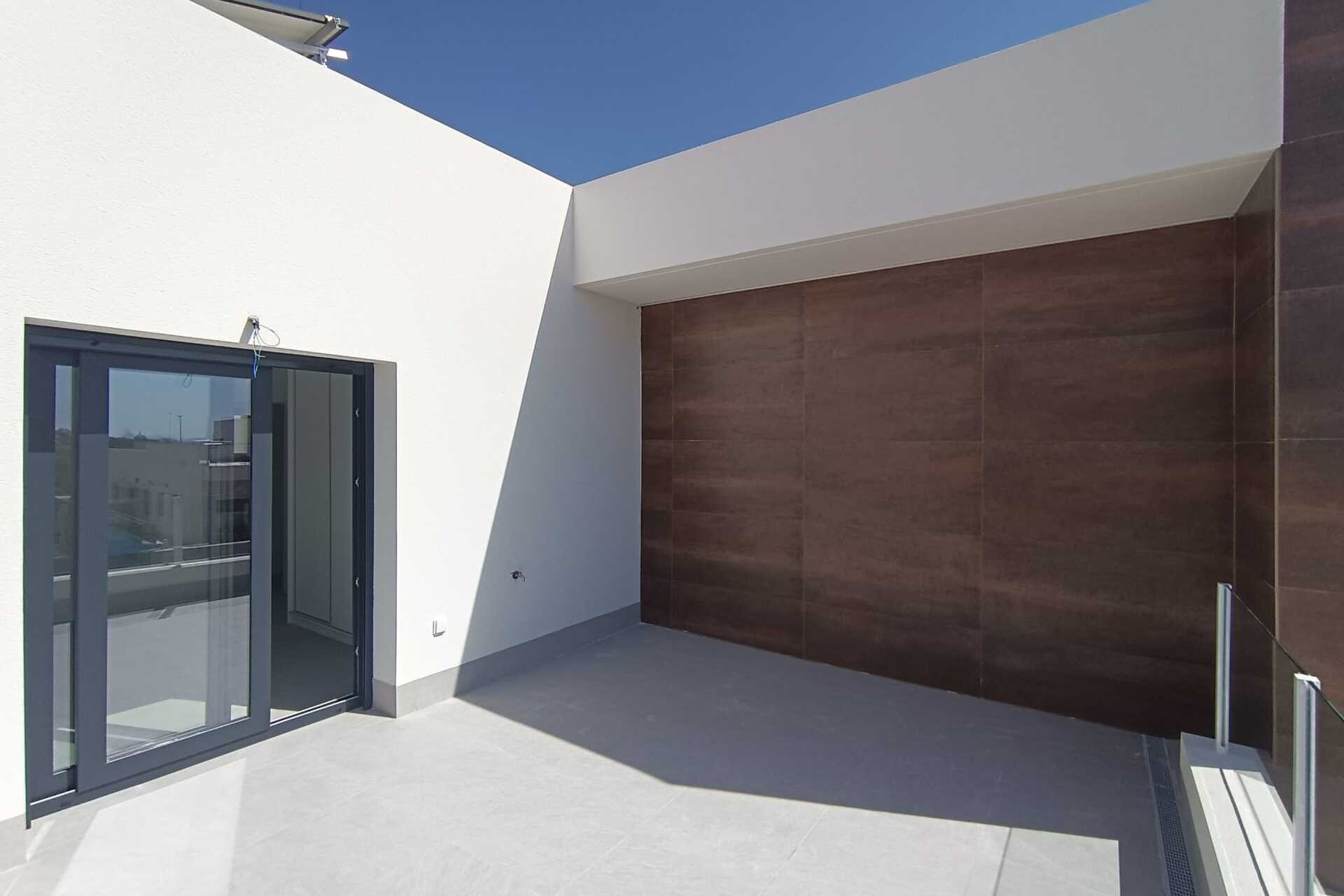 New Build - Freistehende Villa -
Daya Nueva