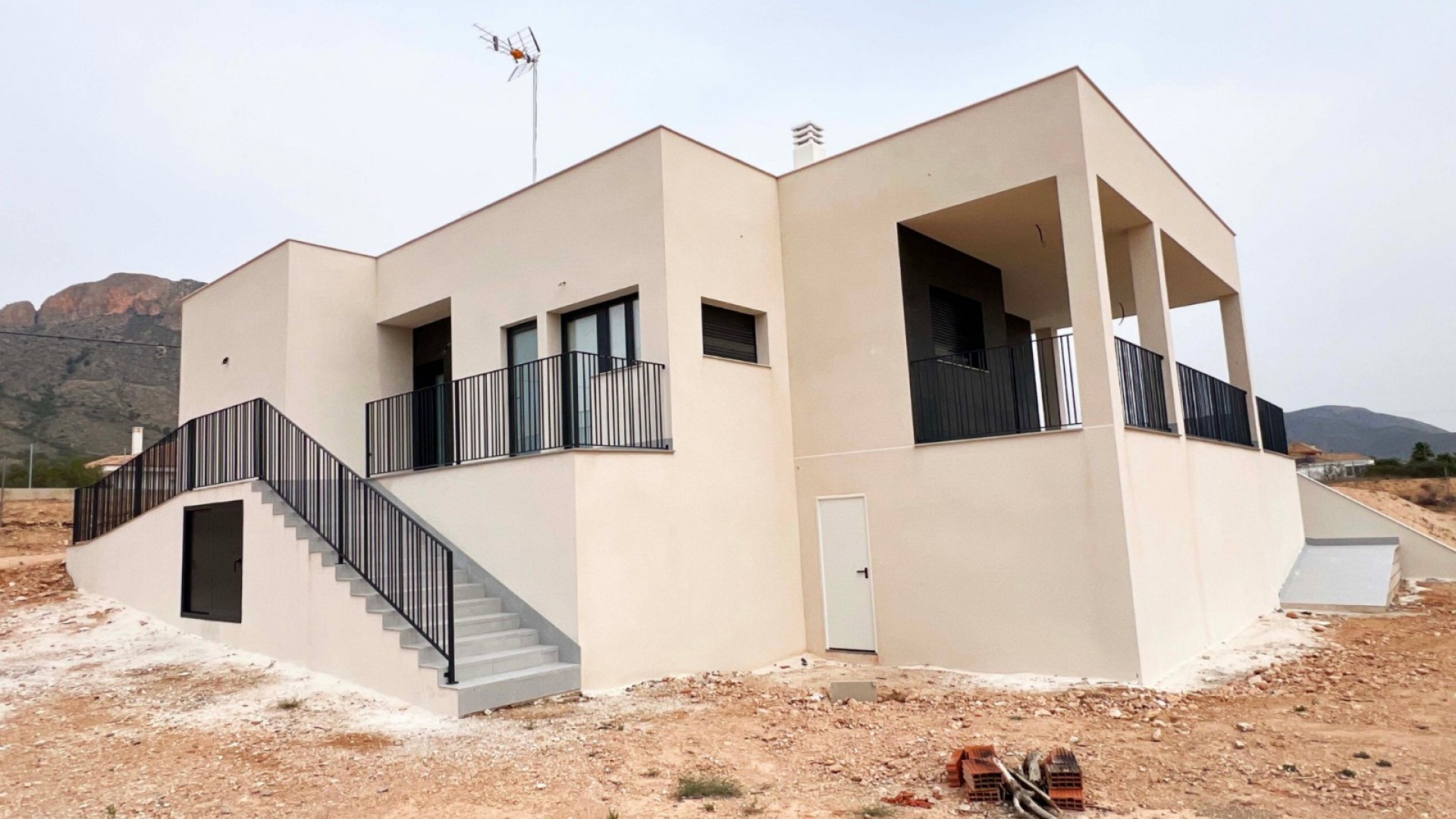 New Build - Freistehende Villa -
Macisvenda