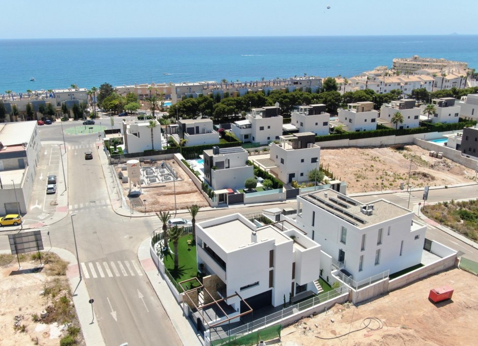 New Build - Freistehende Villa -
Orihuela Costa - Campoamor