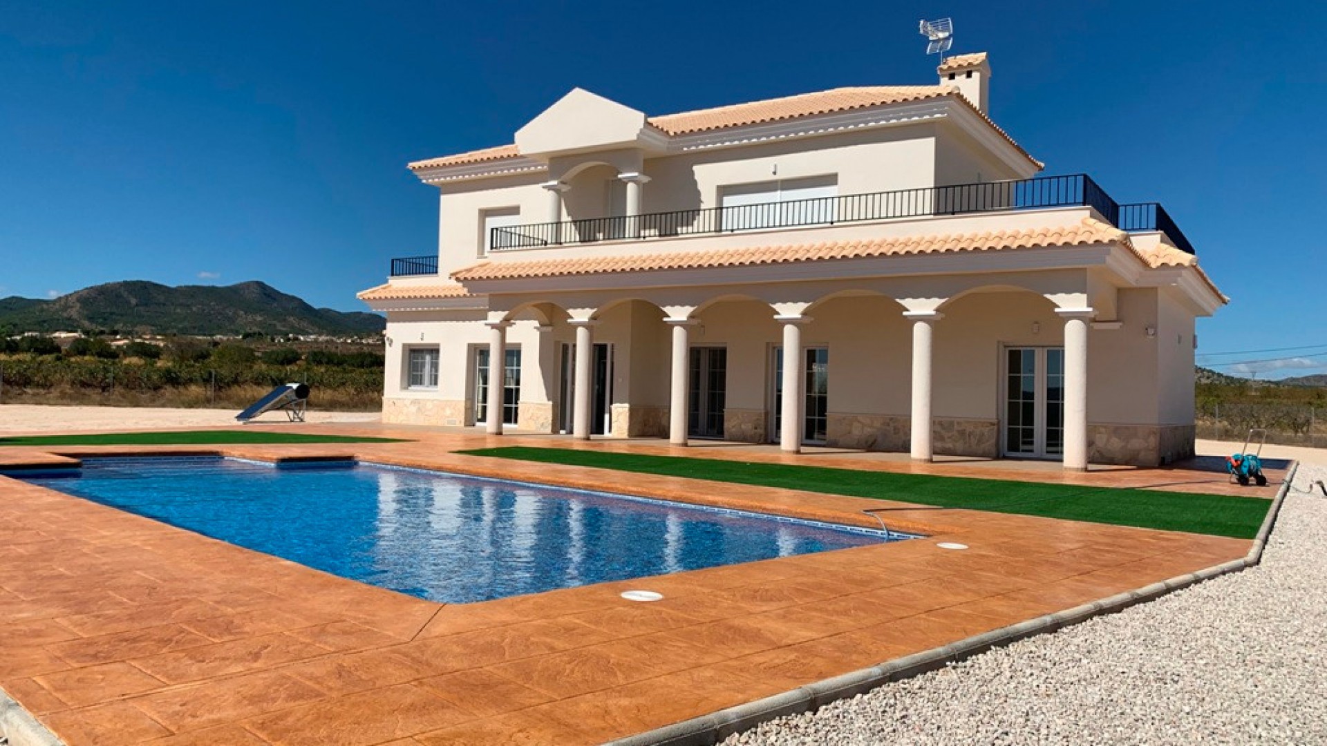 New Build - Freistehende Villa -
Pinoso