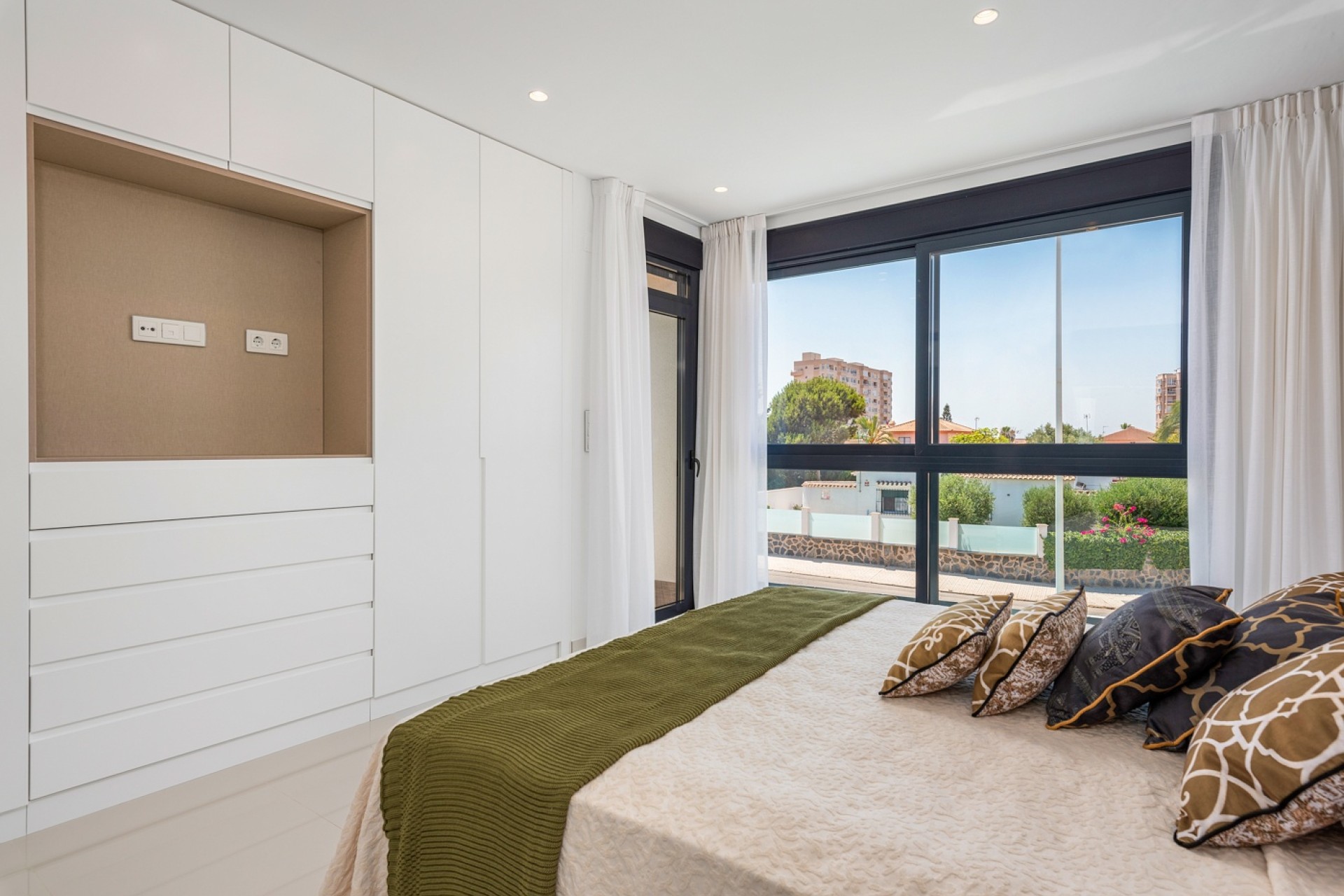 New Build - Freistehende Villa -
Playa Paraiso