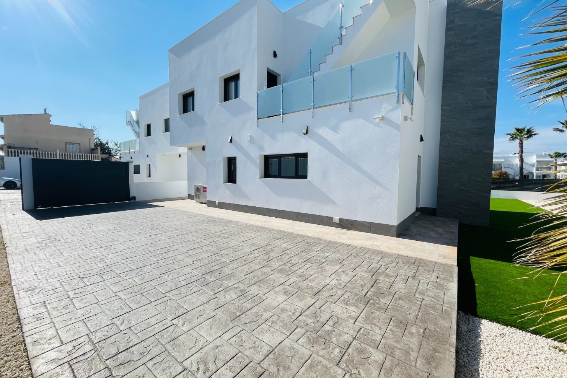 New Build - Freistehende Villa -
Torrevieja