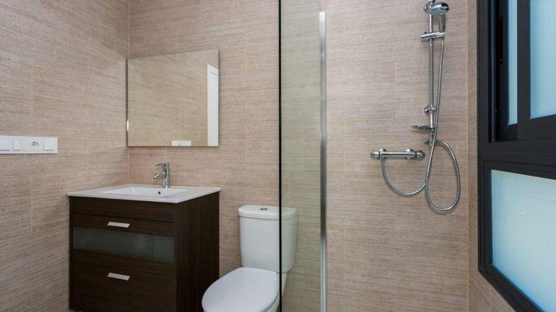 New Build - Semi Detached Villa -
Daya Nueva - Center