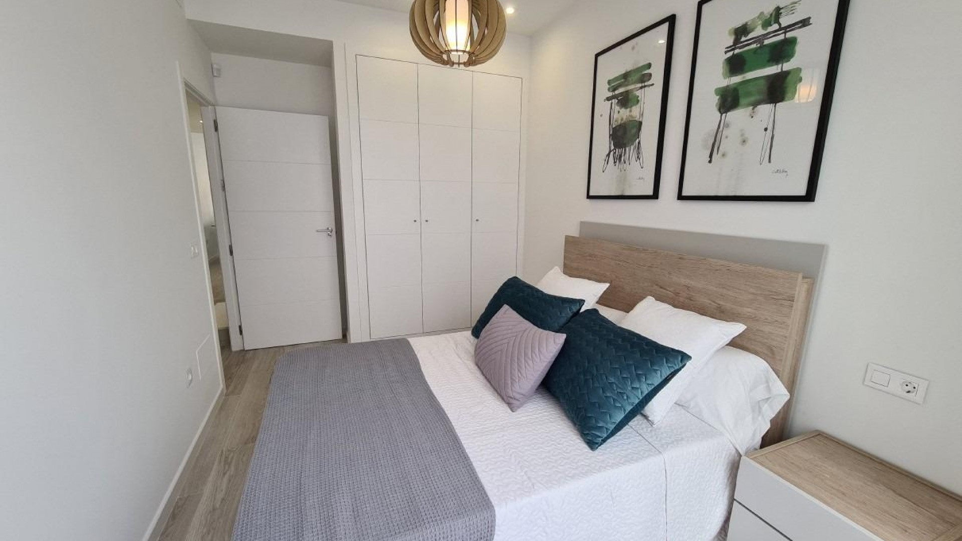 New Build - Stadthaus -
Avileses