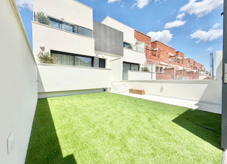 New Build - Stadthaus -
Cox - Sin Zona