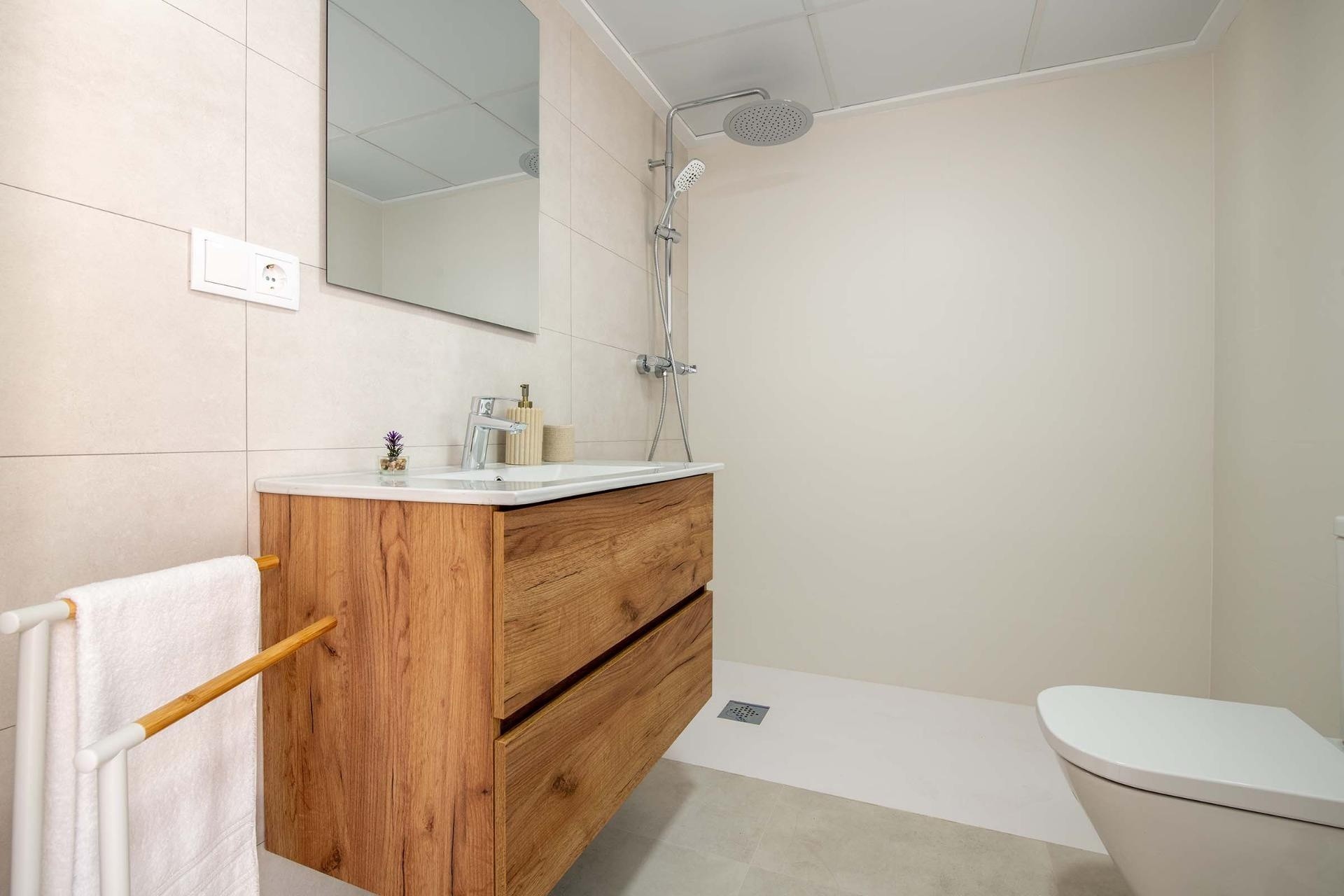 New Build - Wohnung / Apartment -
Cox - San Fernando