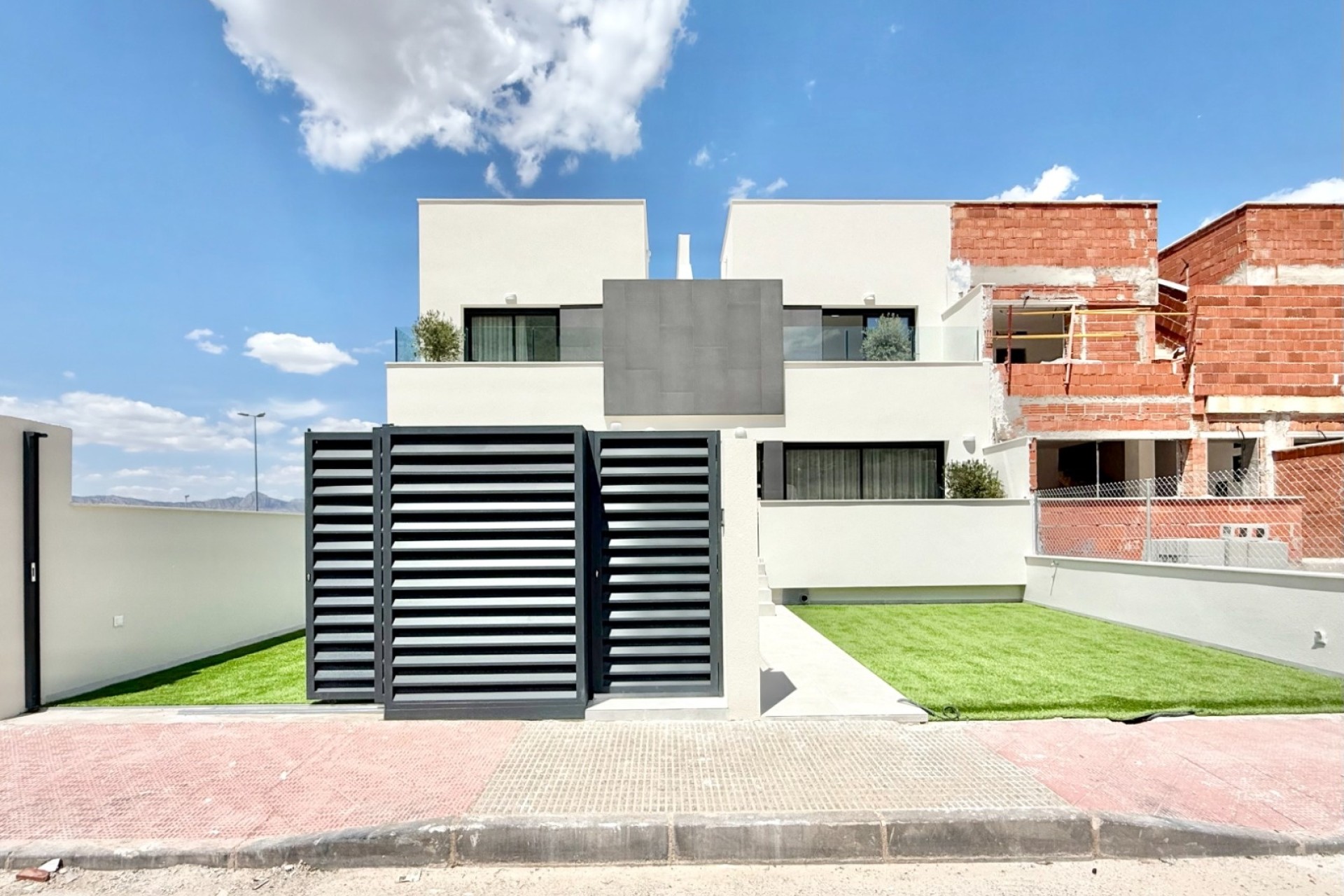 New Build - Wohnung / Apartment -
Cox