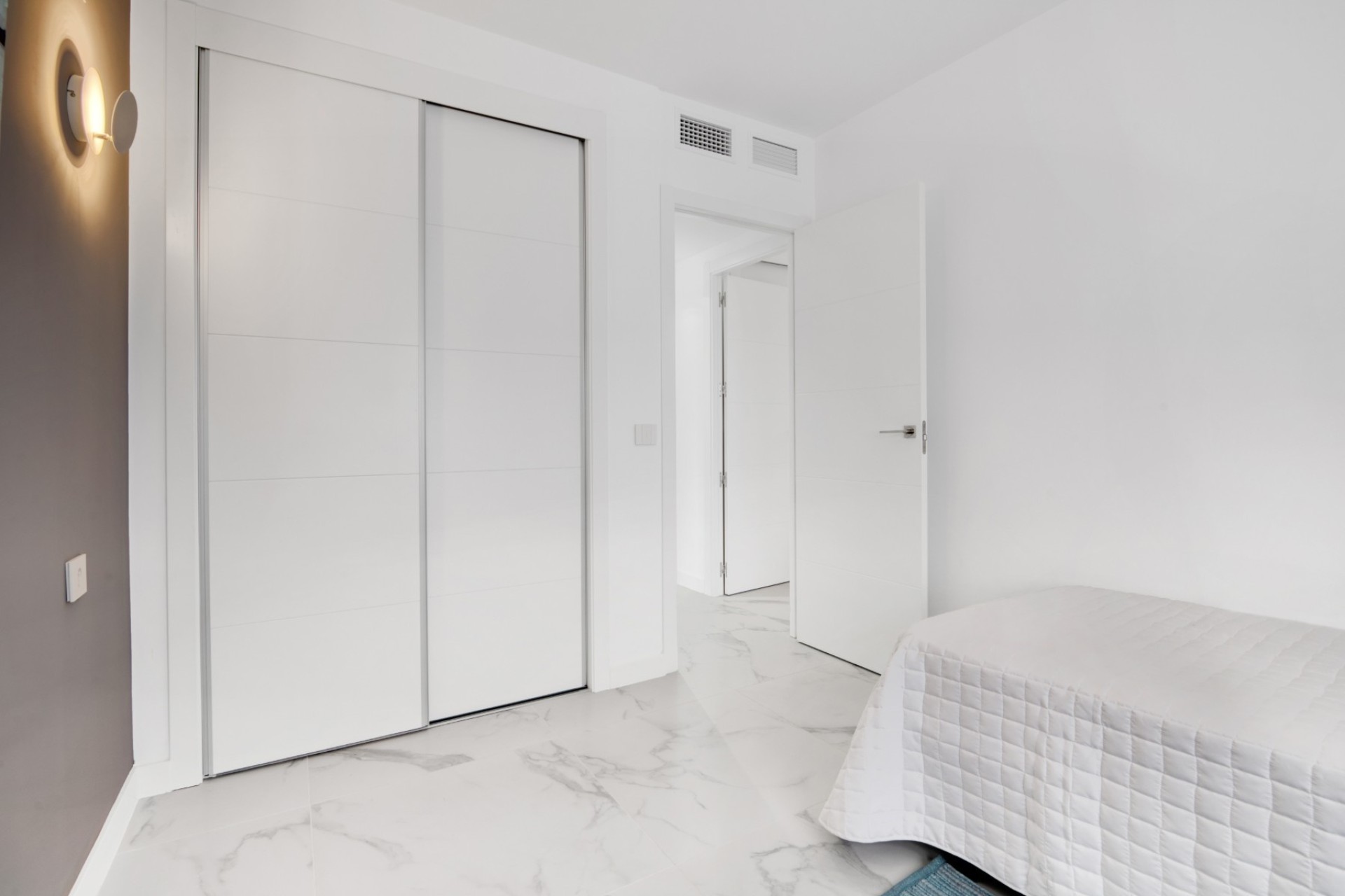 New Build - Wohnung / Apartment -
Torrevieja - Punta Prima*