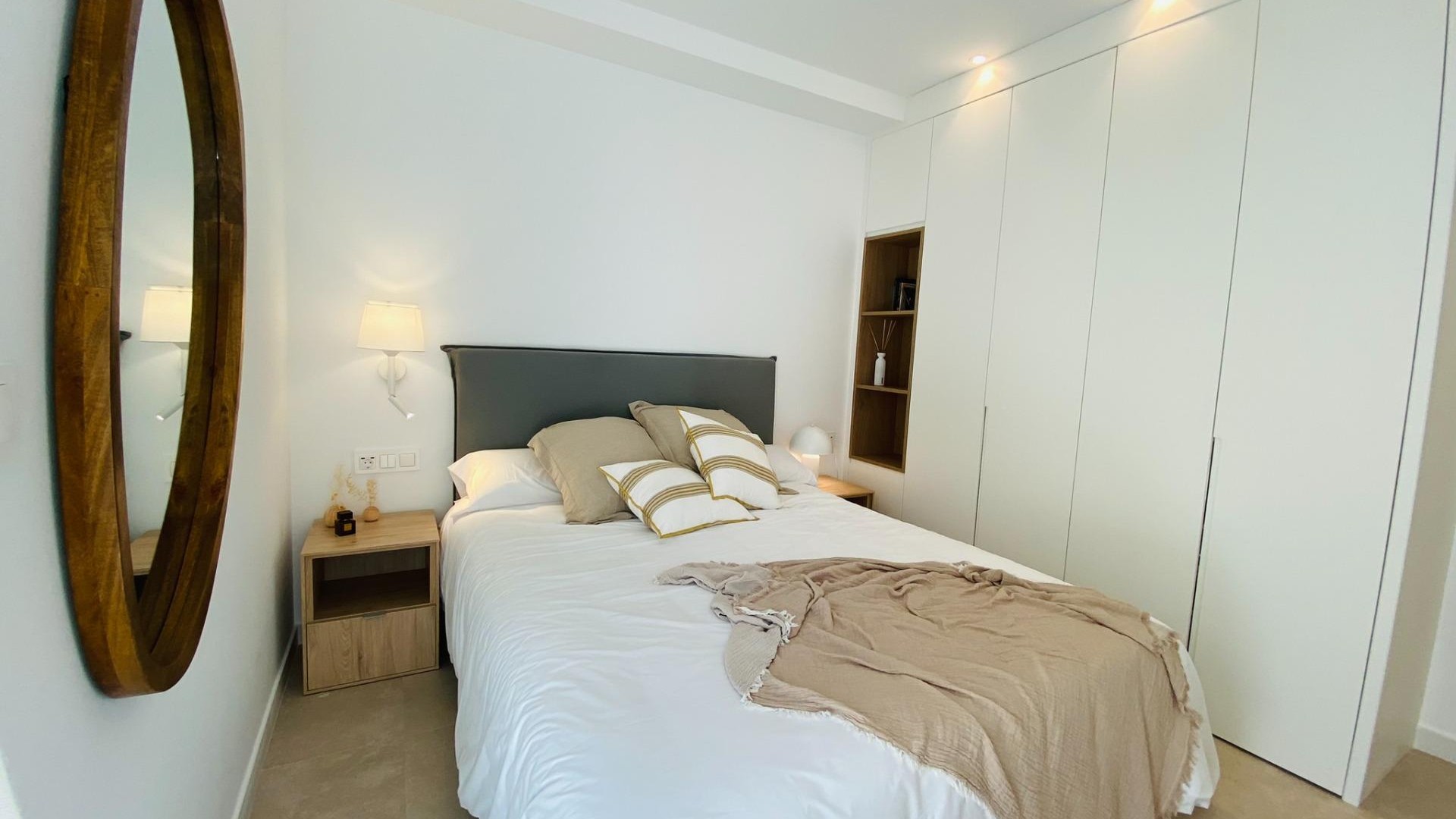 New Build - Wohnung Appartement -
Pilar de la Horadada - Polígono Industrial Zona Raimundo Bened