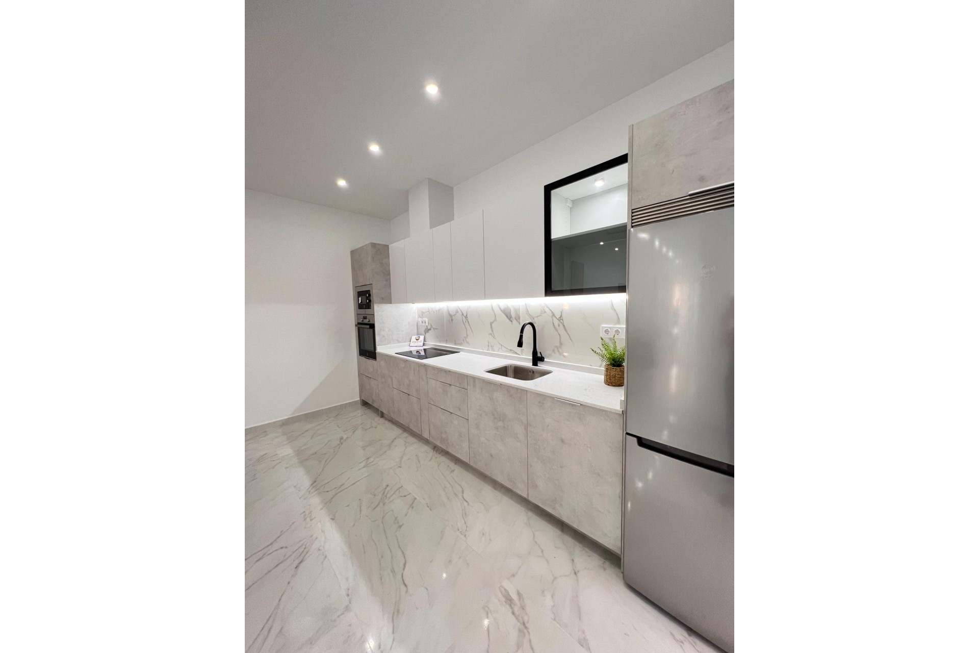 NIEUWBOUW - Appartement / Flat -
Torrevieja - Estacion de autobuses