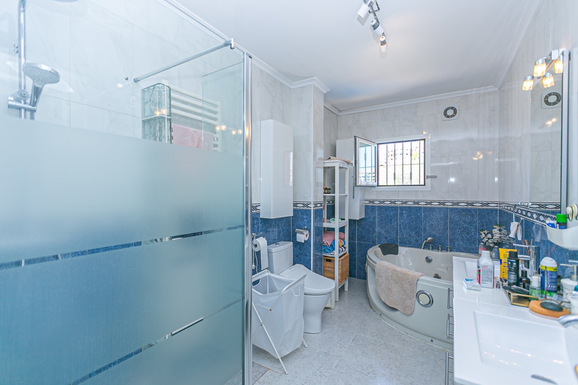 NIEUWBOUW - Appartement / Flat -
Torrevieja - Nueva Torrevieja