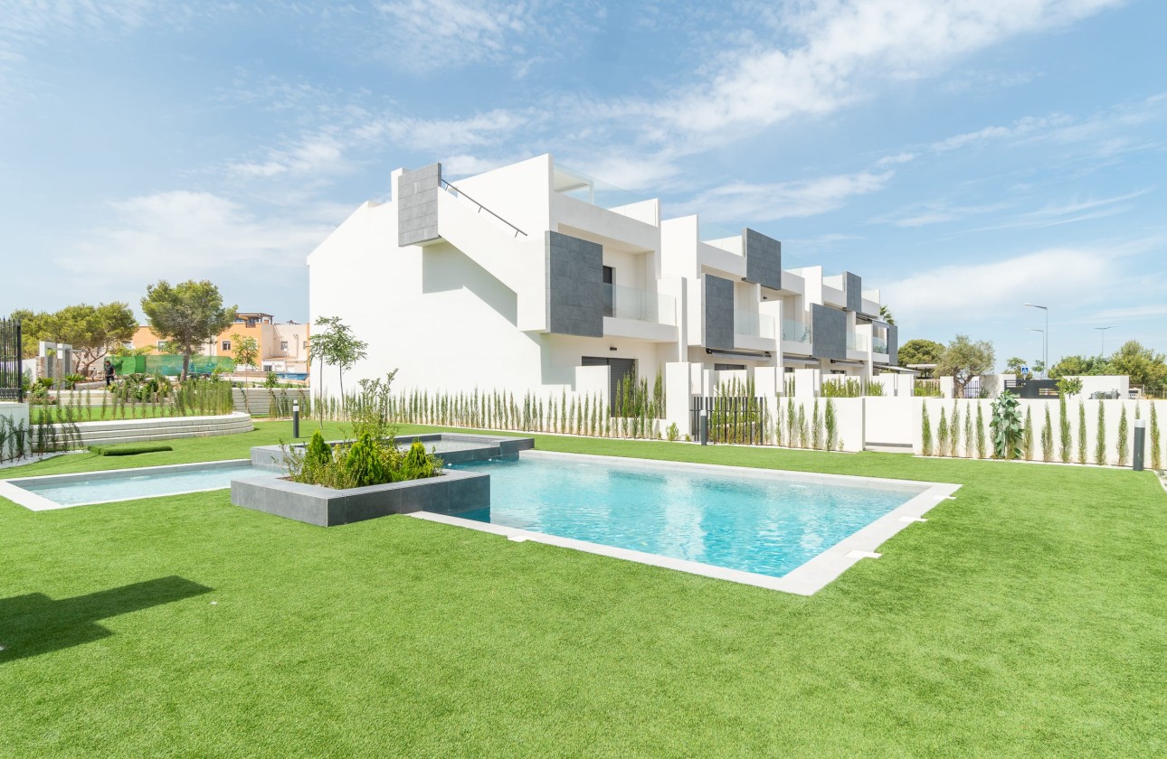 NIEUWBOUW - Appartement / Flat -
Torrevieja