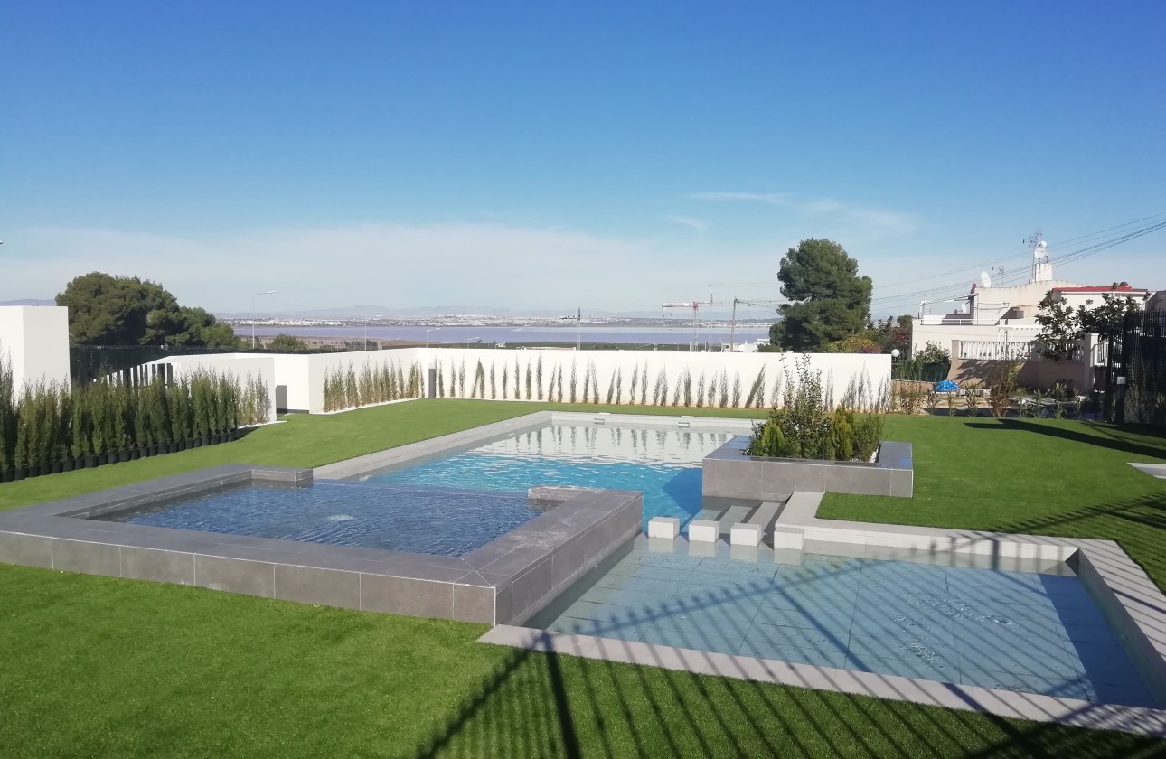 NIEUWBOUW - Appartement / Flat -
Torrevieja