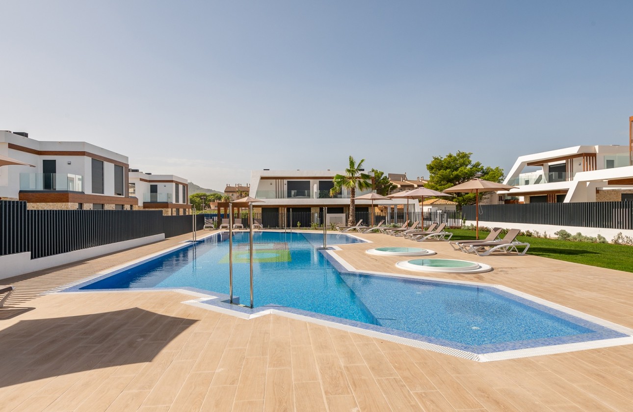 NIEUWBOUW - Halfvrijstaande villa -
Capdepera - Spain