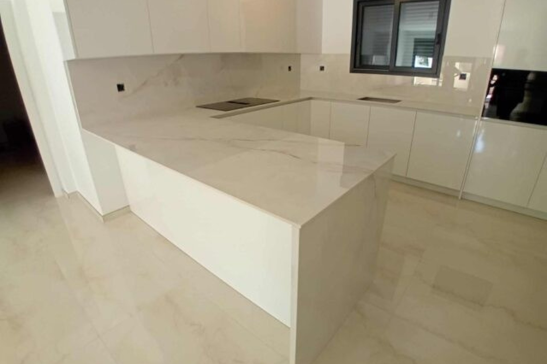 NIEUWBOUW - Halfvrijstaande villa -
La Romana