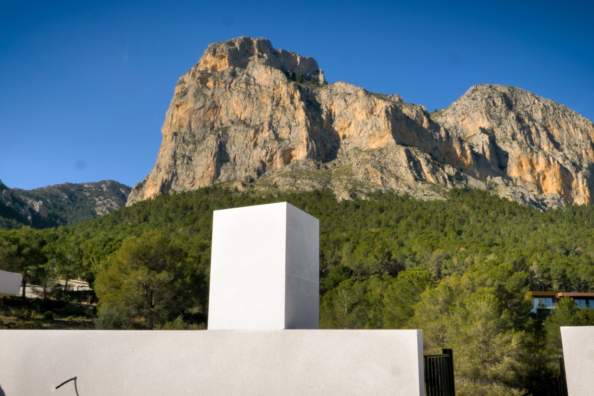 NIEUWBOUW - Halfvrijstaande villa -
Polop