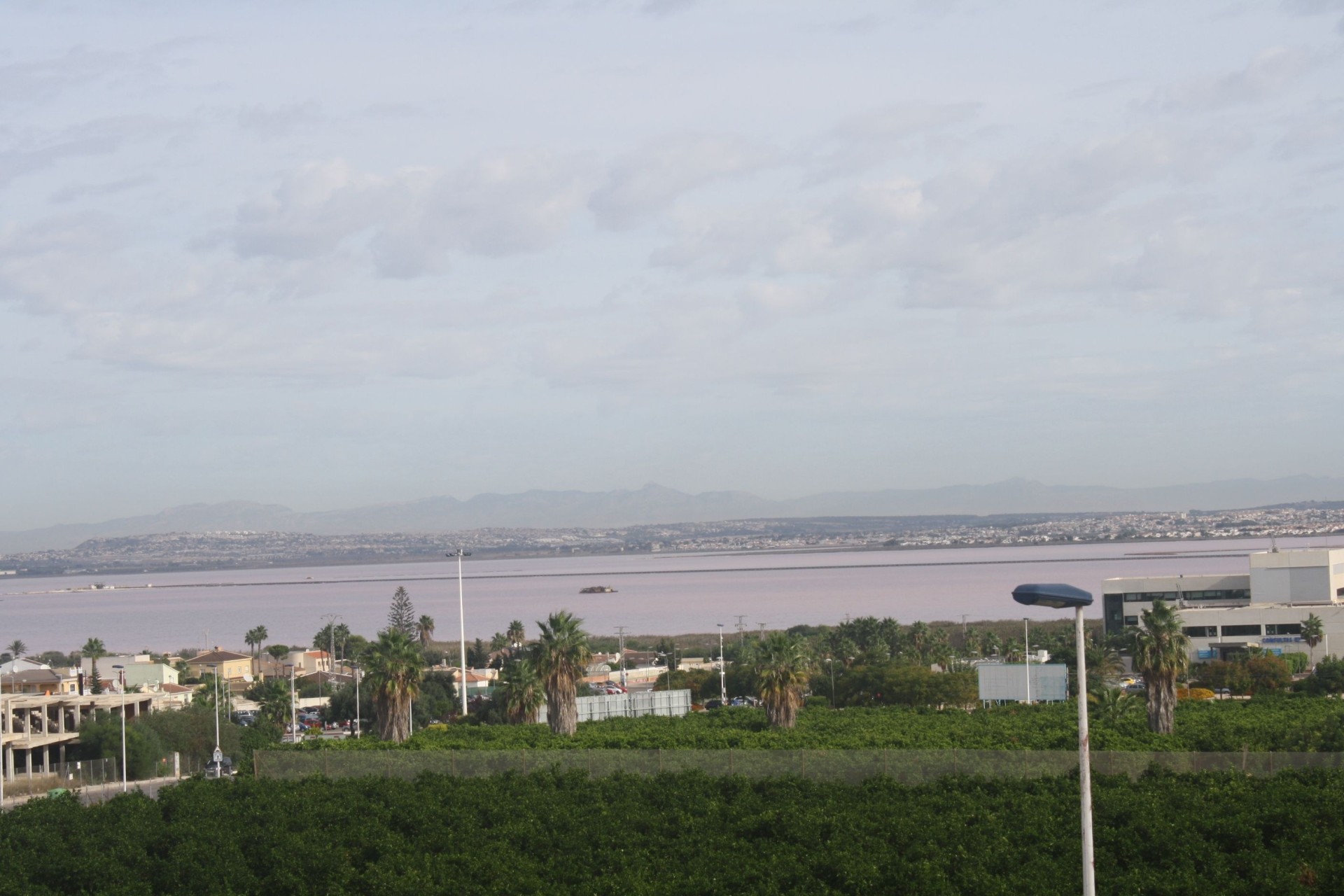 NIEUWBOUW - Halfvrijstaande villa -
Torrevieja