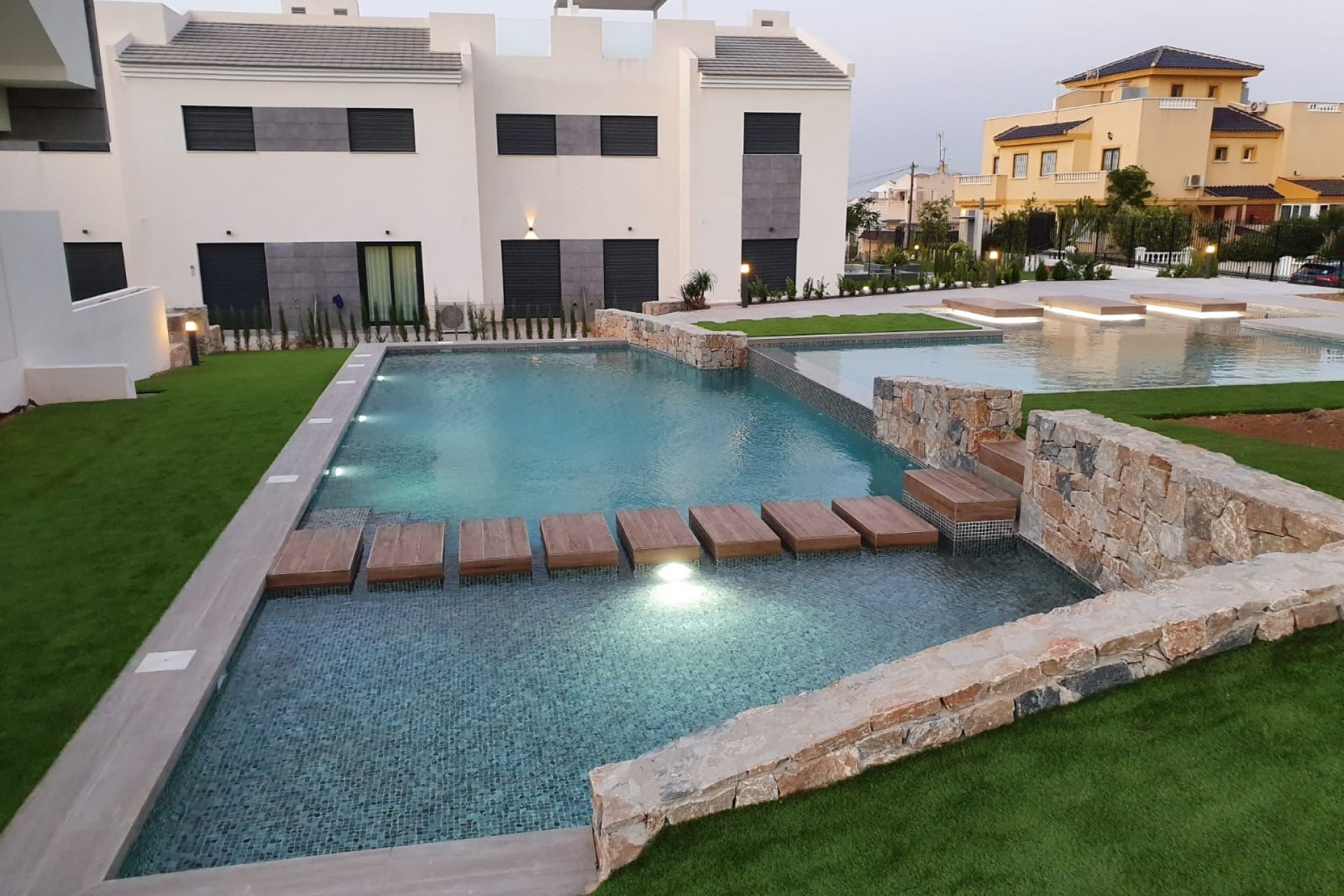 NIEUWBOUW - Hoge bungalow -
Torrevieja